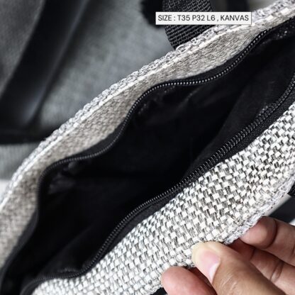Tas Totebag Wanita Fashion tali hitam Tas Bahu samping murah bisa dropshiping gantungan kunci bunga - Gambar 6